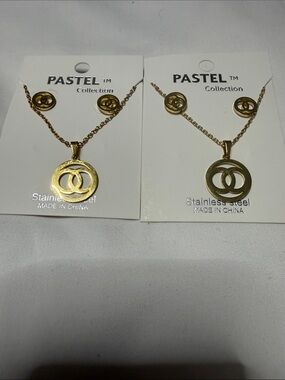 Set of 2 Pastels Gold Double Circle Pendant Necklace Set